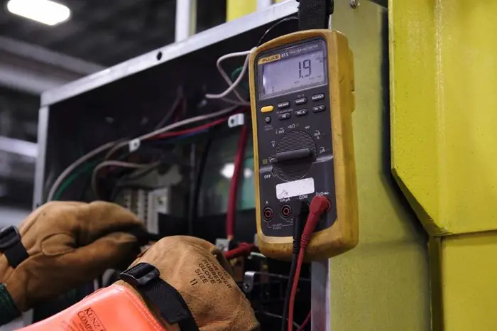 Multimeter used to test an electrical installation